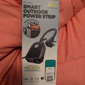 Bytech Weatherproof Black Outdoor Power Strip